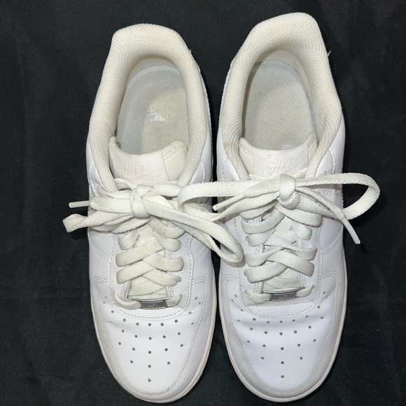 Nike Air Force 1 White Sneakers Women’s US 8 - Picture 4 of 9